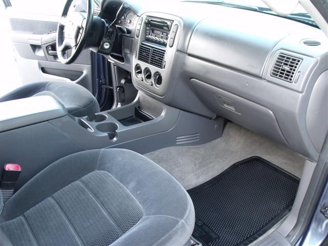 Image 7 of 2003 Ford Explorer XLT…