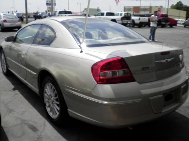 Image 20 of 2005 Chrysler Sebring…