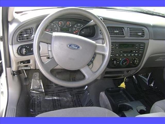 Image 5 of 2006 Ford Taurus SE…