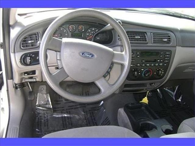 Image 22 of 2006 Ford Taurus SE…