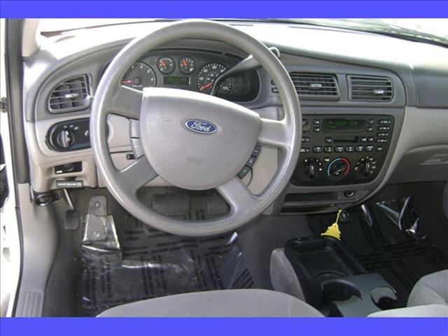 Image 35 of 2006 Ford Taurus SE…